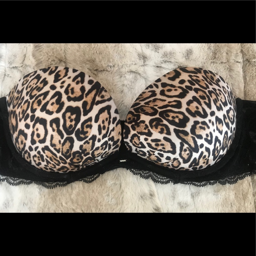 Victoria’s Secret Strapless Bra
